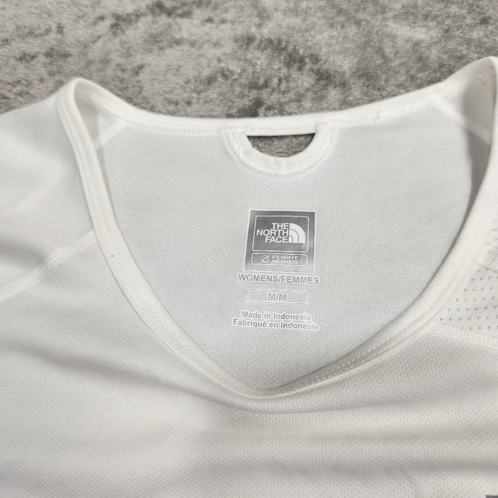 The North Face Women's Flight Series VaporWick Short Sleeve Tee - White - Size M - Picture 4 of 9